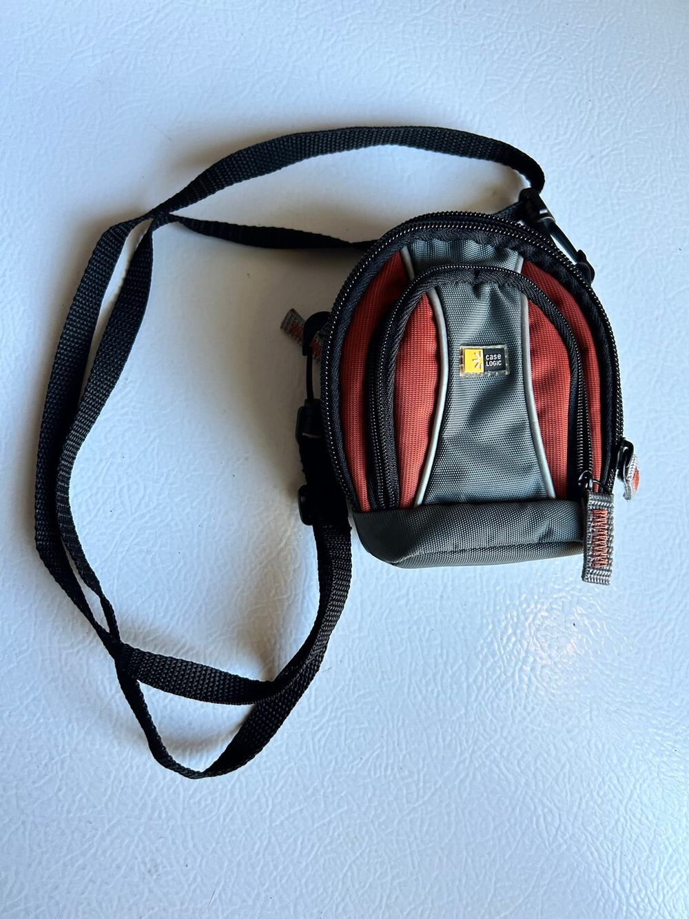 Case Logic Y2K Camera Holder /Purse Mini Backpack Crossbody Bag 3 Pocket, Orange